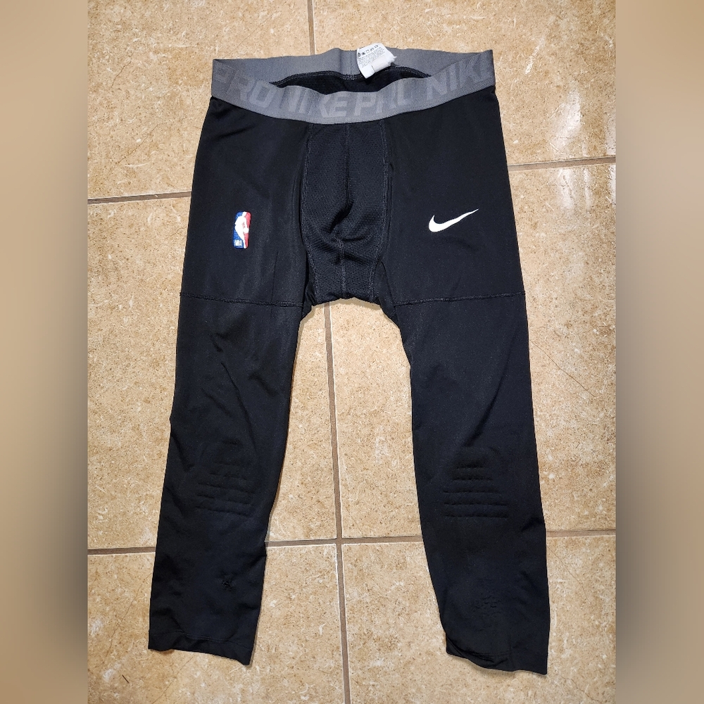 Nike Pro NBA Player Issue Basketball  3/4 tights Pants DRI-FIT AT9764-010 size L